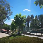 Parque De Campismo Da Barragem Do Vilar モイメンタ・ダ・ベイラ