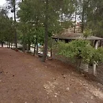 Parque De Campismo Da Barragem Do Vilar * モイメンタ・ダ・ベイラ