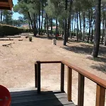 ホテル Parque De Campismo Da Barragem Do Vilar