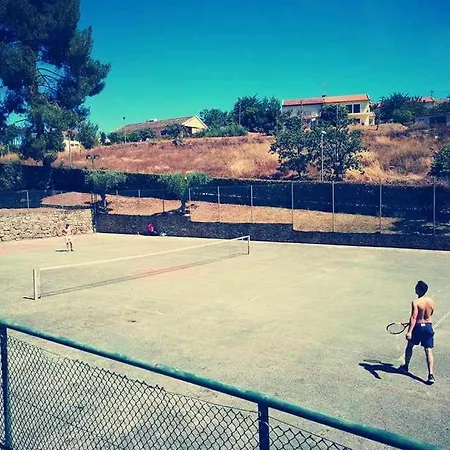 Hotel Parque De Campismo Da Barragem Do Vilar
