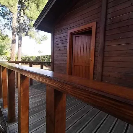 Parque De Campismo Da Barragem Do Vilar