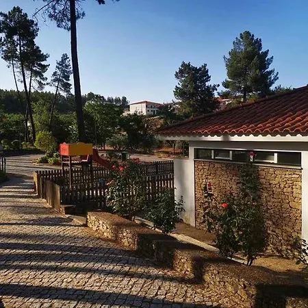 Σαλέ Parque De Campismo Da Barragem Do Vilar Moimenta da Beira