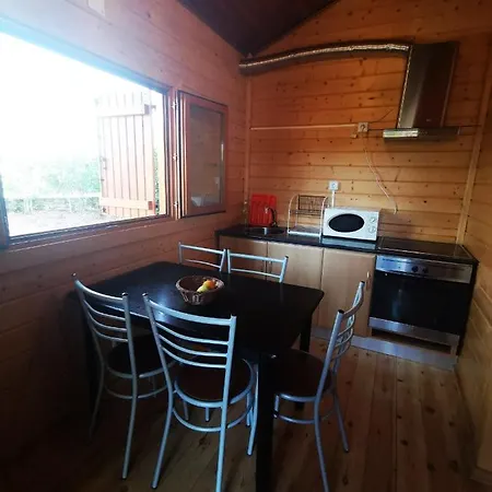 Parque De Campismo Da Barragem Do Vilar Hotel *