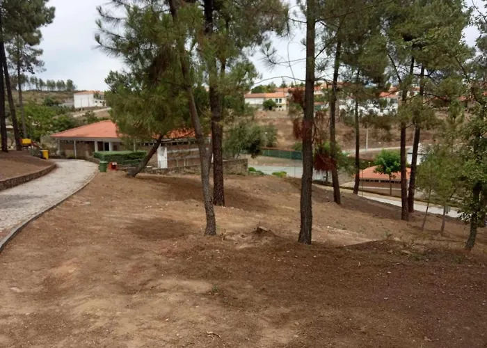 Parque De Campismo Da Barragem Do Vilar * Moimenta da Beira