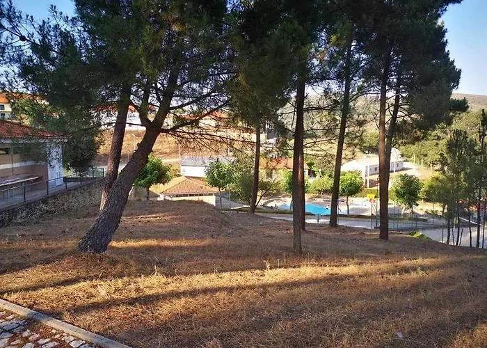 Hotel Parque De Campismo Da Barragem Do Vilar Moimenta da Beira