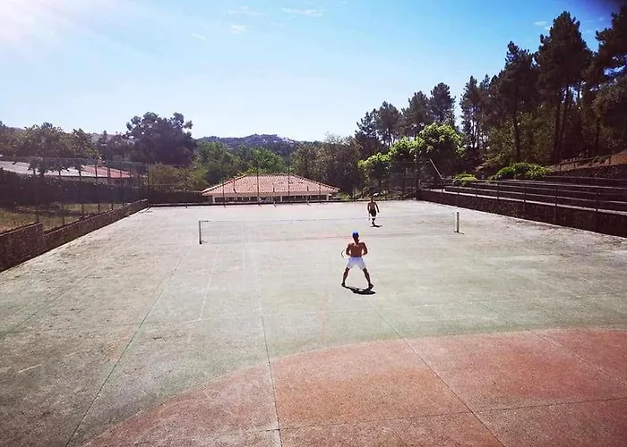 Hotel Parque De Campismo Da Barragem Do Vilar *