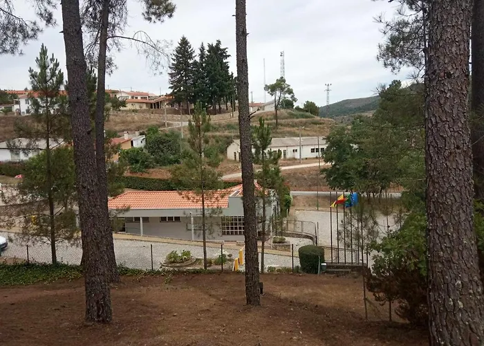 Parque De Campismo Da Barragem Do Vilar