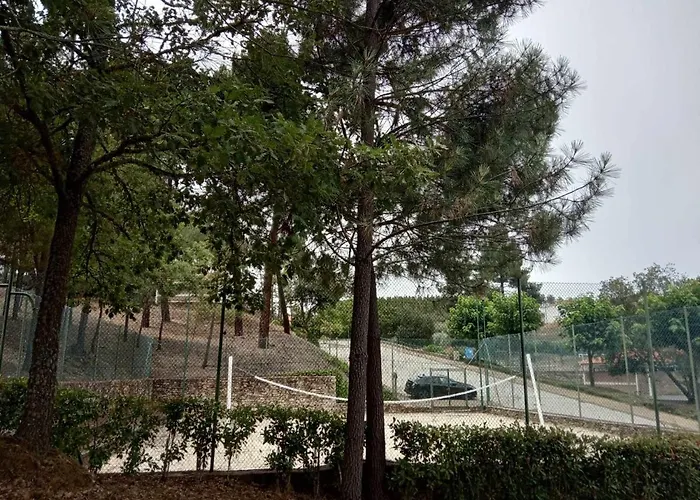 Parque De Campismo Da Barragem Do Vilar