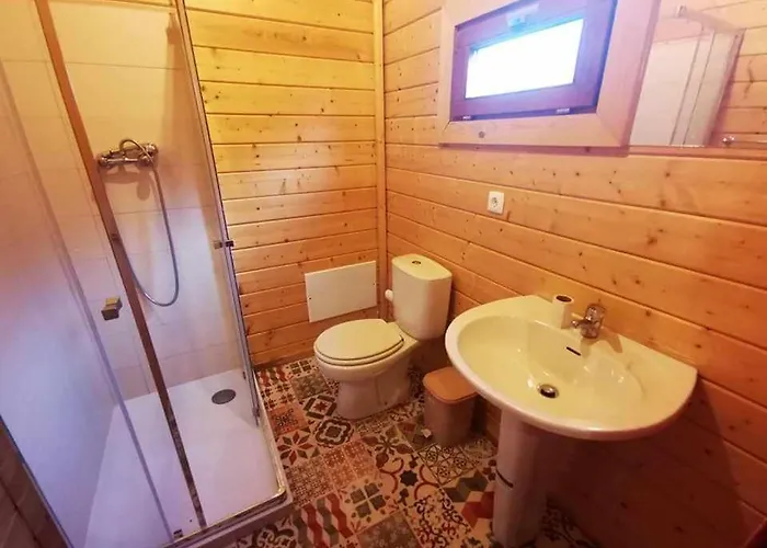 Parque De Campismo Da Barragem Do Vilar