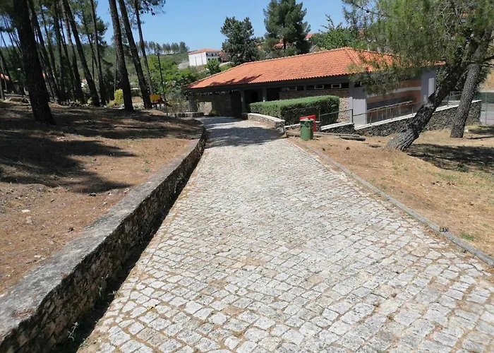 Hotel Parque De Campismo Da Barragem Do Vilar Moimenta da Beira