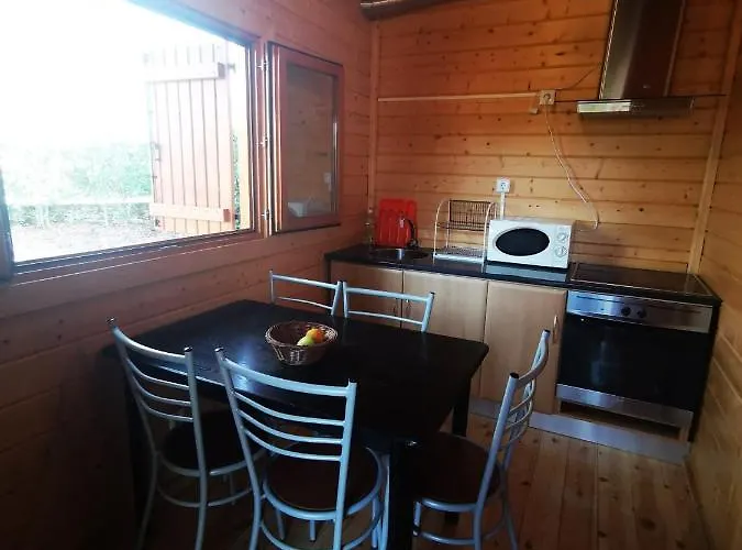 Parque De Campismo Da Barragem Do Vilar Hotel *