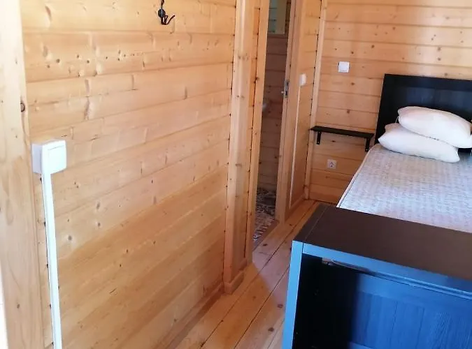 Parque De Campismo Da Barragem Do Vilar